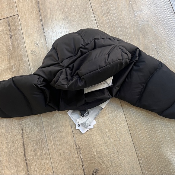 Wunder Puff Trapper Hat size S/M BLK
.this hat runs small - Picture 4 of 6